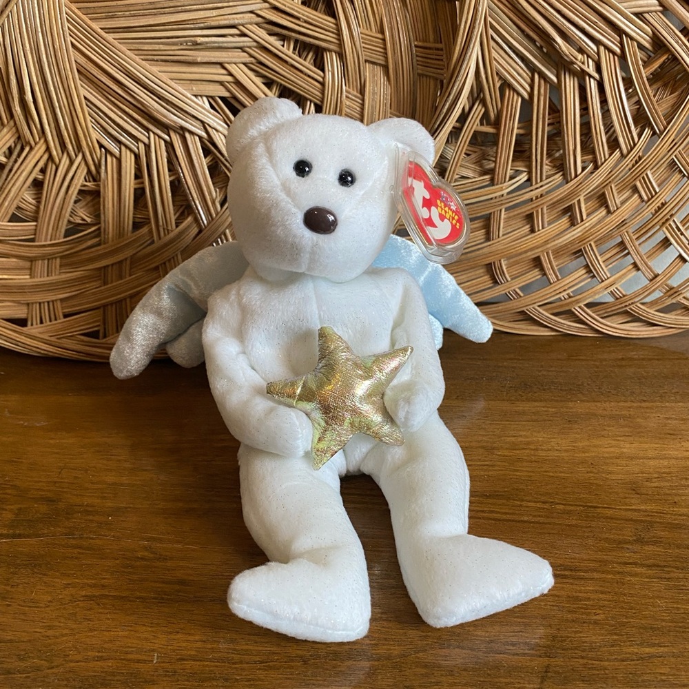 Ty Beanie Baby - Star Bear 🐻 ⭐️ 🪽 2003 - in new condition w/tag protection